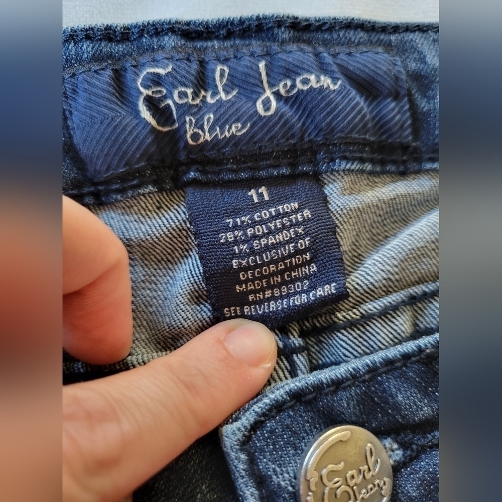 Earl Jeans blue embellished dark wash jeans 11 - Picture 7 of 11